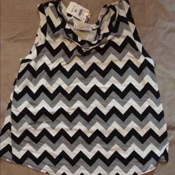 Top - Picture 2 of 2